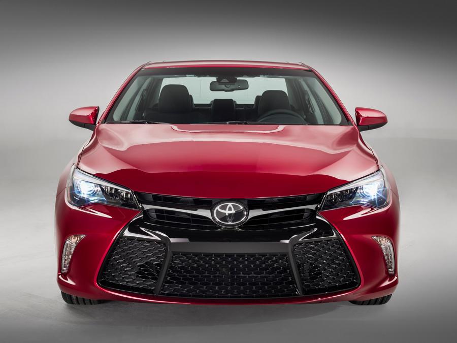  Toyota Camry XSE 2015 года  (фото 5 из 9)
